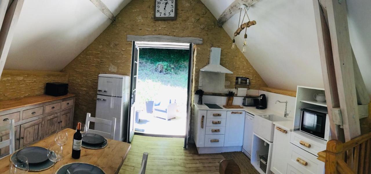 Logis Des 4 Fees Et Son Bain Nordique Villa Sainte-Nathalène Buitenkant foto