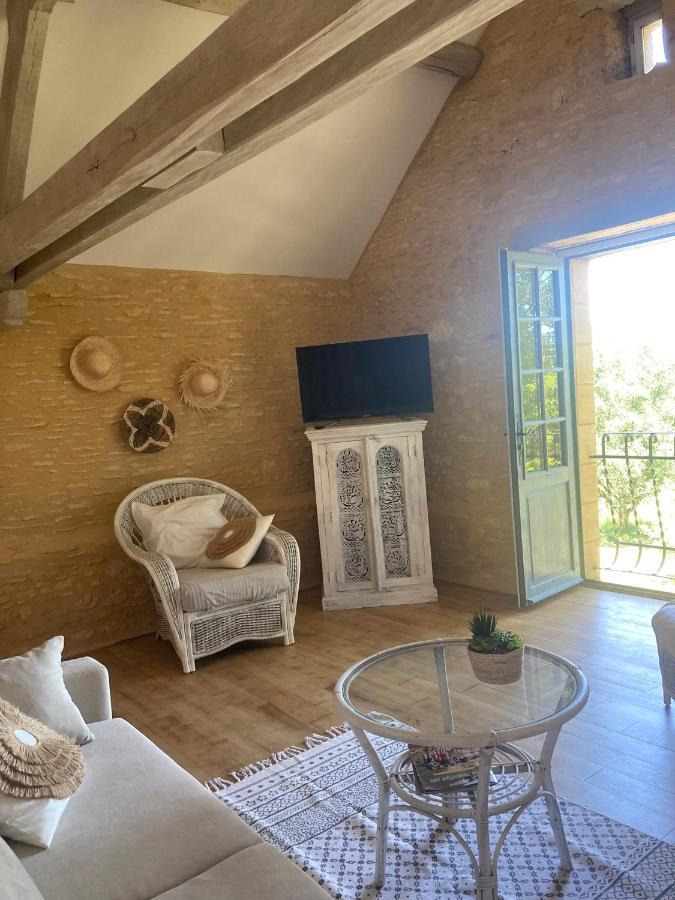 Logis Des 4 Fees Et Son Bain Nordique Villa Sainte-Nathalène Buitenkant foto